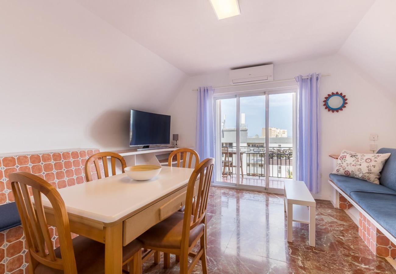 Reformado Apartamento En El Centro Con Vista Al Mar Torremolinos Esterno foto
