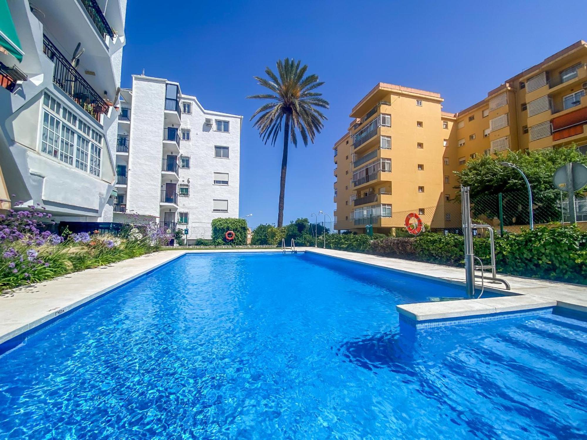 Reformado Apartamento En El Centro Con Vista Al Mar Torremolinos Esterno foto
