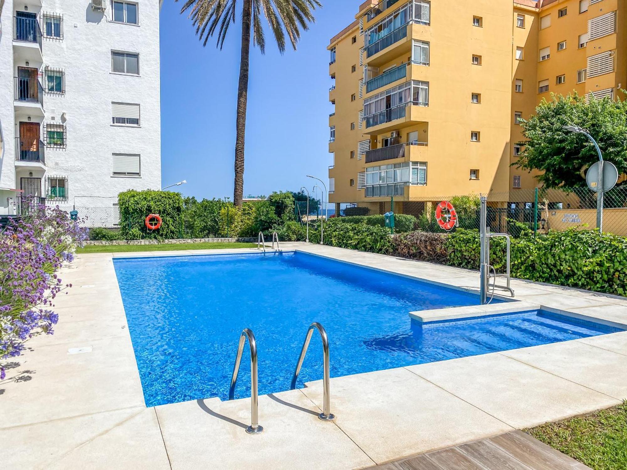 Reformado Apartamento En El Centro Con Vista Al Mar Torremolinos Esterno foto